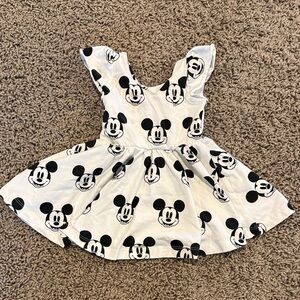 Black and White Sleeveless A-Line Sundress